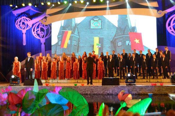 Vietnam Chorreise